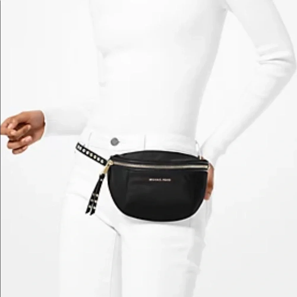 Nwot Authentic Michael Kors Leila Belt/FannyPack Black/Gold Tone Stud - Picture 2 of 5